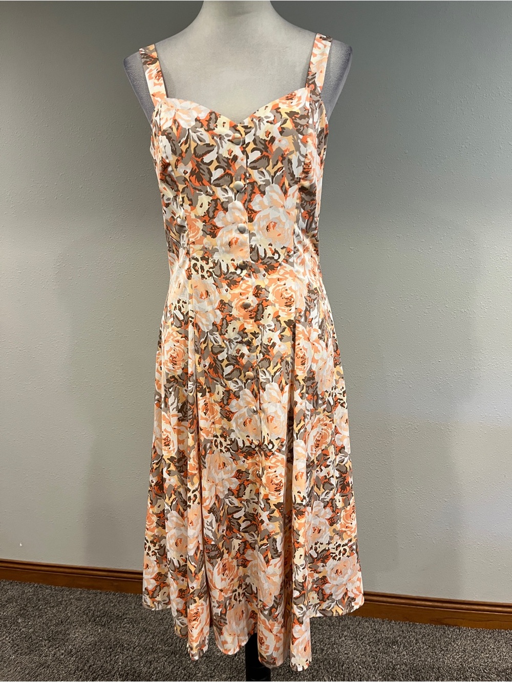 Eva Mendas Floral Sleeveless Midi Dress in Peach and Cream size 4
